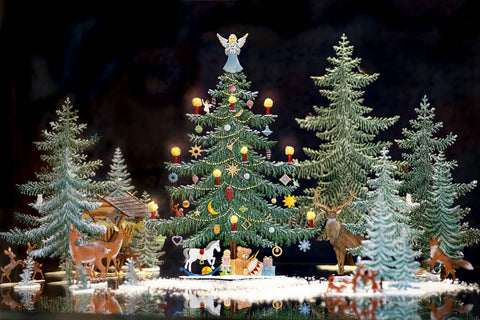 Großer Weihnachtsbaum